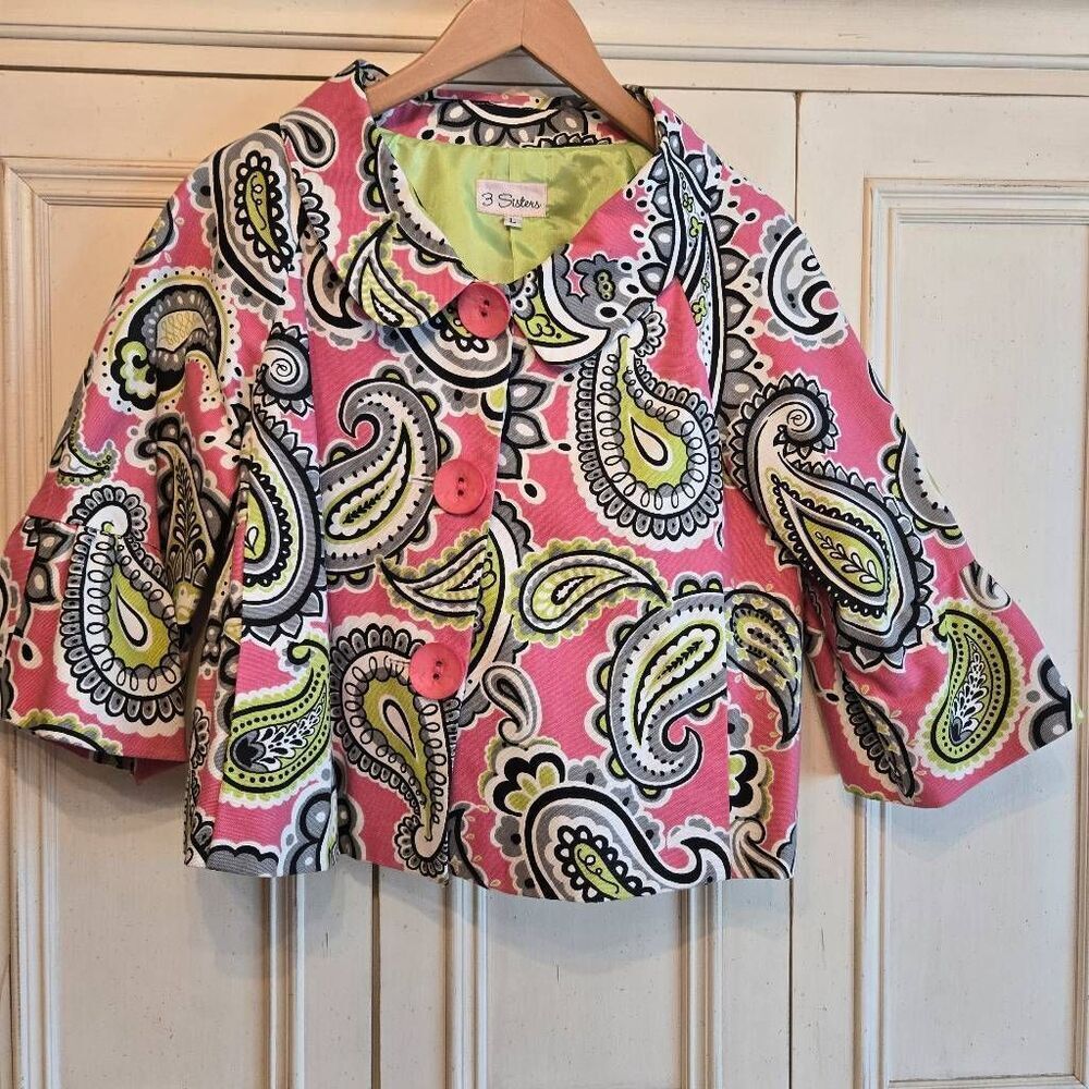 3 Sisters Pink Paisley Crop Jacket Large